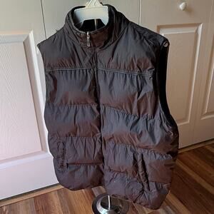 Sportier black shiny puffy vest size large Men’s large. Polyester fill. Full zip